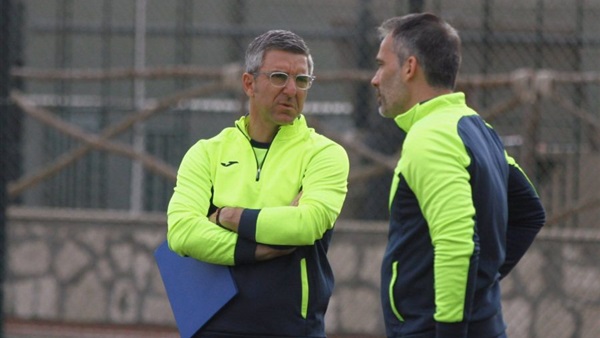  يكوديموس بابافاسيليو