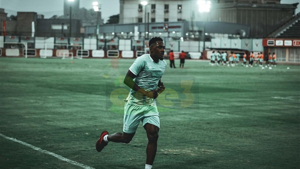 جونيور أجاي - لاعب