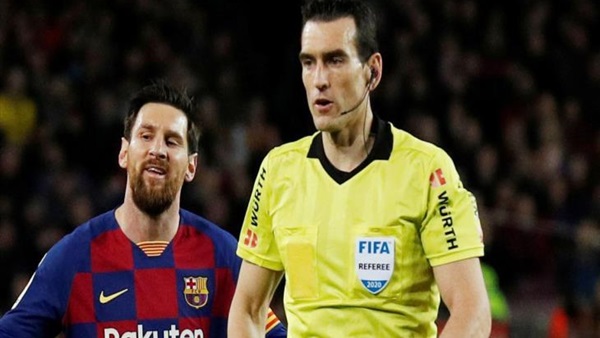 مونويرا - حكم الكلاسيكو