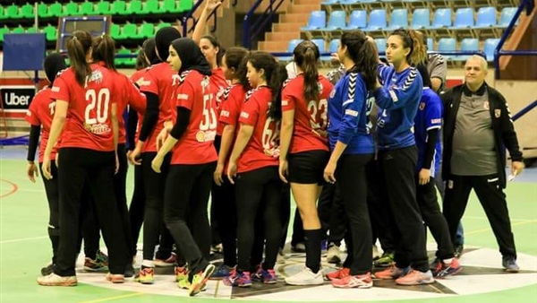 فريق سيدات يد الأهلي