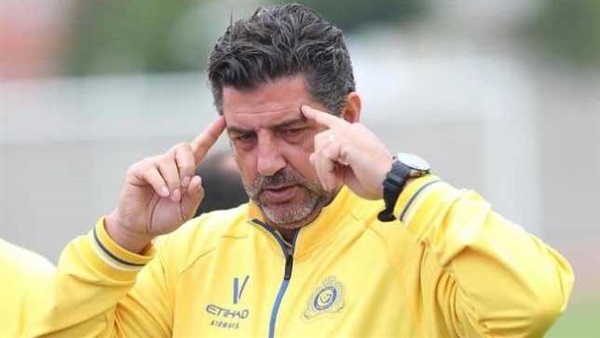  روي فيتوريا