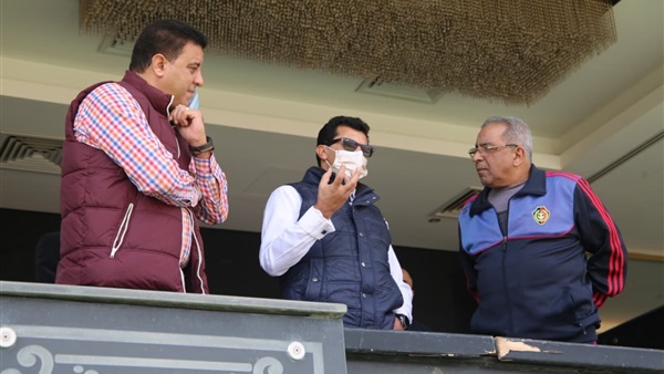 وزير الشباب والرياضة