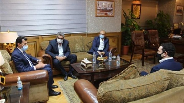 أشرف صبحي واللجنة