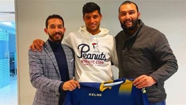 يوسف تقا مدافع سيراميكا