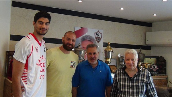 مرتضى منصور وأنس