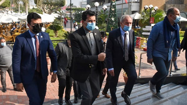 أشرف صبحي وزير الشباب