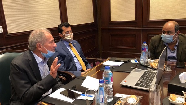 وزير الشباب والرياضة