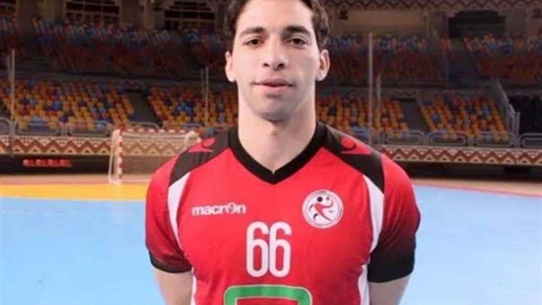 أحمد الأحمر 