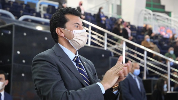 أشرف صبحي وزير الشباب