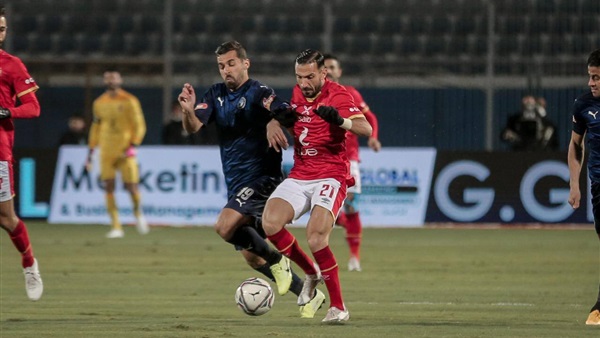 نادي بيراميدز والنادي