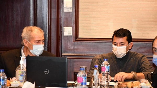 وزير الشباب والرياضة