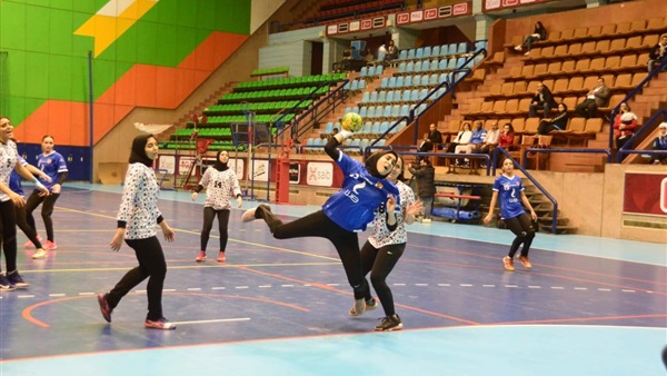 مباراة الأهلي والطيران