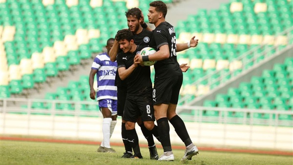 نادي بيراميدز 