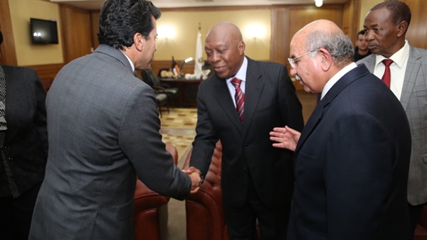 وزير الرياضة ومجلس