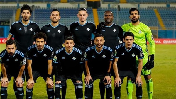 نادي بيراميدز 