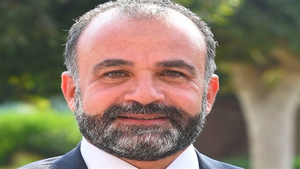 عبد المنعم الحسيني