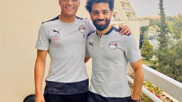 محمد صلاح ومصطفي