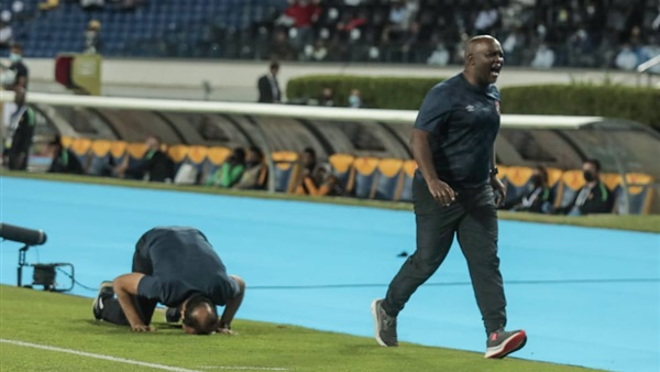 بيتسو موسيماني مدرب