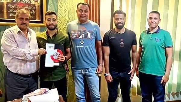 أبو طالب أوسكار ينضم