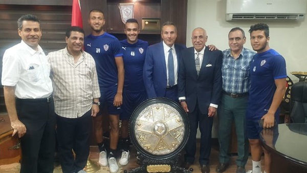 الزمالك يجدد عقود