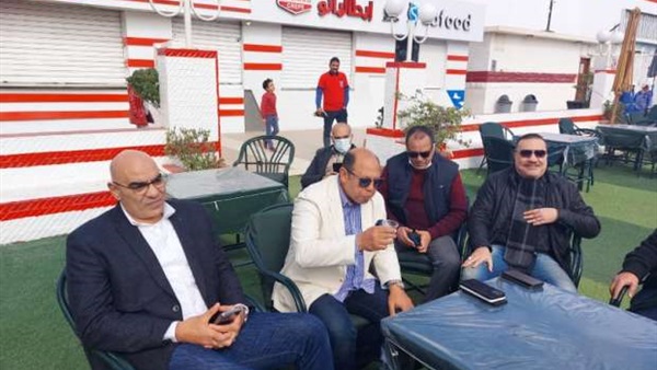 قائمة حلمي زمورا