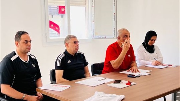 اجتماع البعثة المصرية