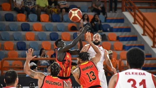 مباراة مصر وأوغندا