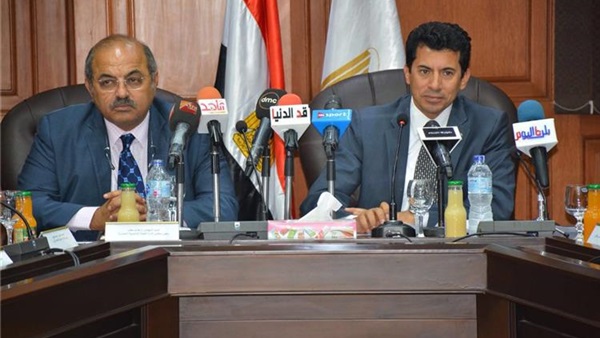 وزير الشباب والرياضة