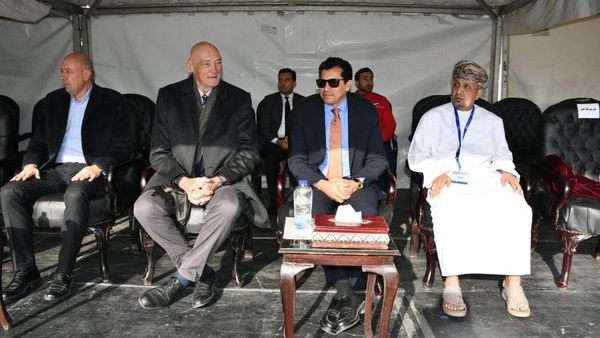 وزير الشباب والرياضة