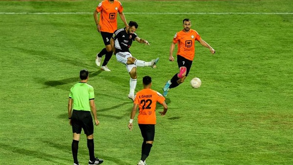 الأهلي والبنك 