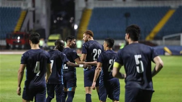 نادي بيراميدز 