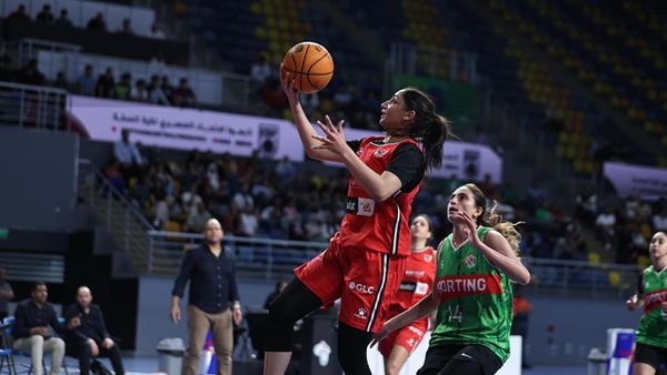 الأهلي والاتحاد 