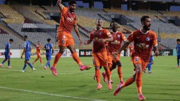 نادي بيراميدز