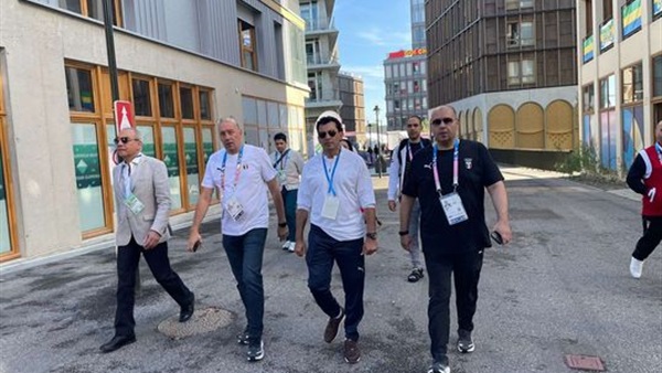 وزير الشباب والرياضة