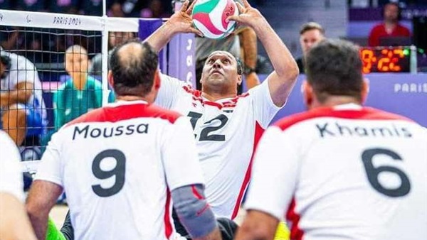 منتخب الطائرة الجلوس