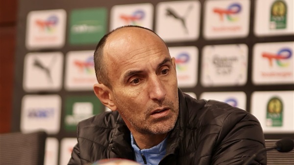 مدرب بيراميدز 