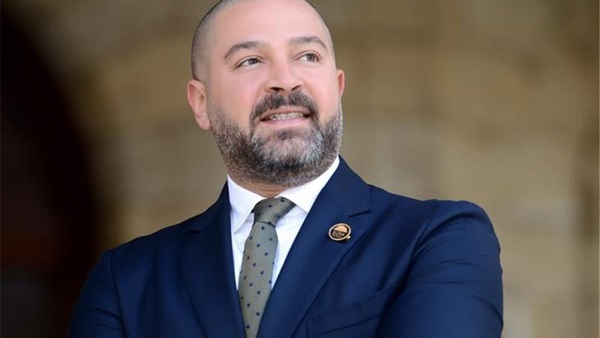 أحمد دياب 