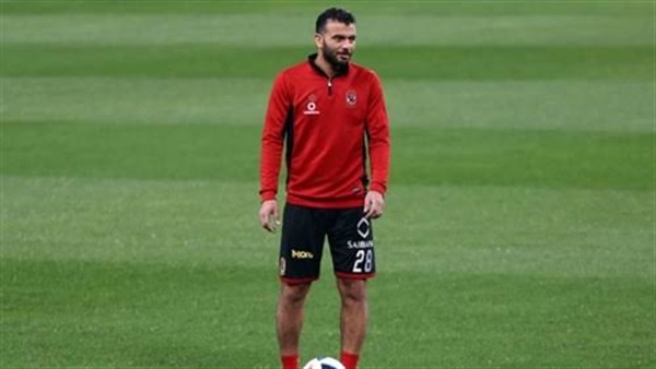 عماد متعب لاعب الأهلي