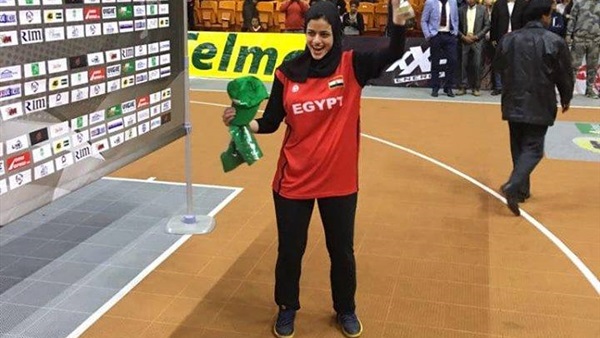 ثريا محمد لاعبة سلة