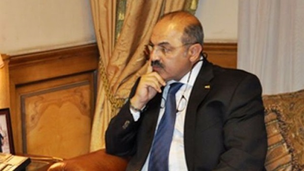 هشام حطب رئيس اللجنة