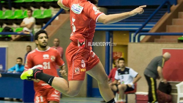 الفريق الاول لكرة