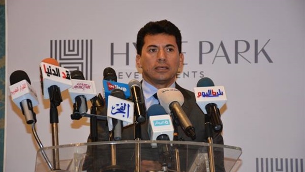 اشرف صبحي وزير الشباب