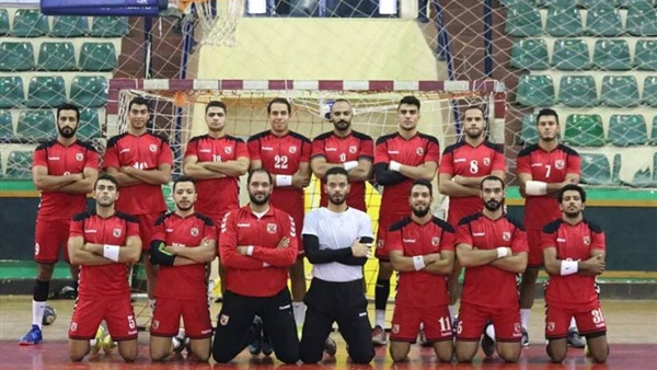 الفريق الأول لكرة