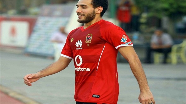 هشام محمد لاعب الأهلي