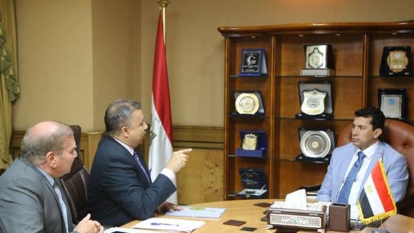 أثرف صبحي وزير الرياضة