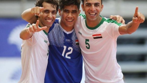 منتخب العراق لكرة