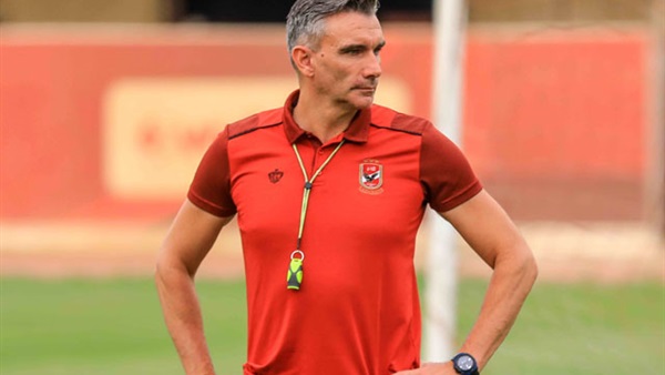 كارتيرون مدرب الأهلي