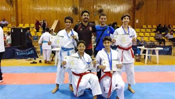 فريق الكاراتيه بالنادي