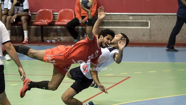 الفريق الاول لكرة