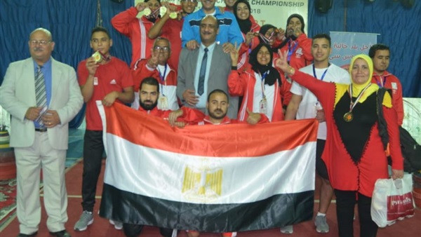 منتخب المكفوفين لرفع